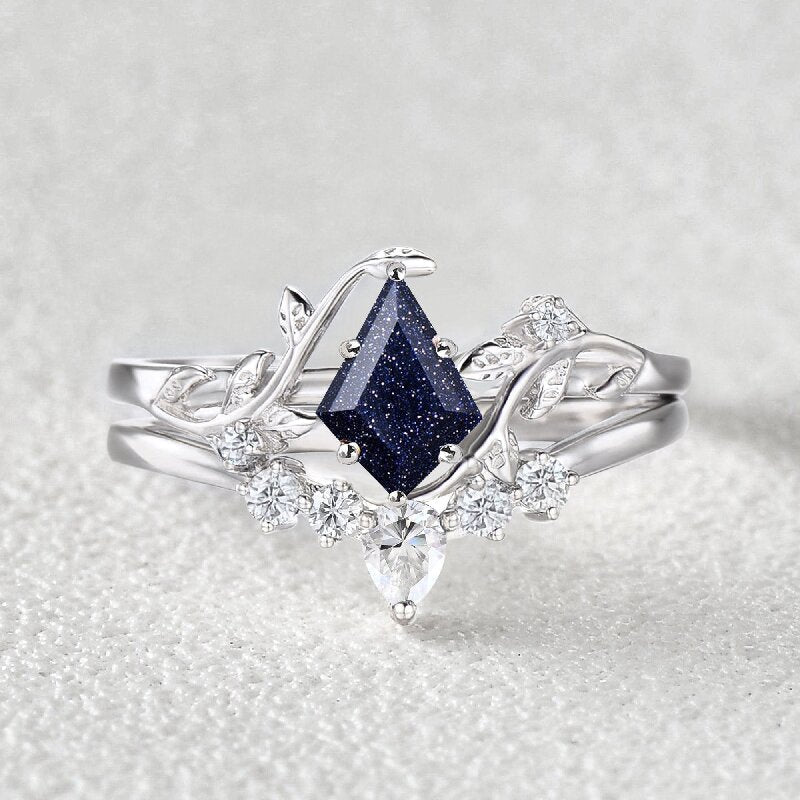 Kite Cut Leaf Vine Engagement Ring Set